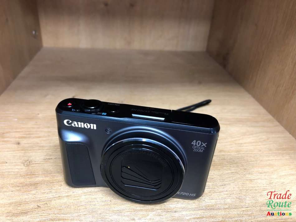 Canon PowerShot SX720 HS Digital Camera (20.3 Megapixel, 40x Optical Zoom)  LCD