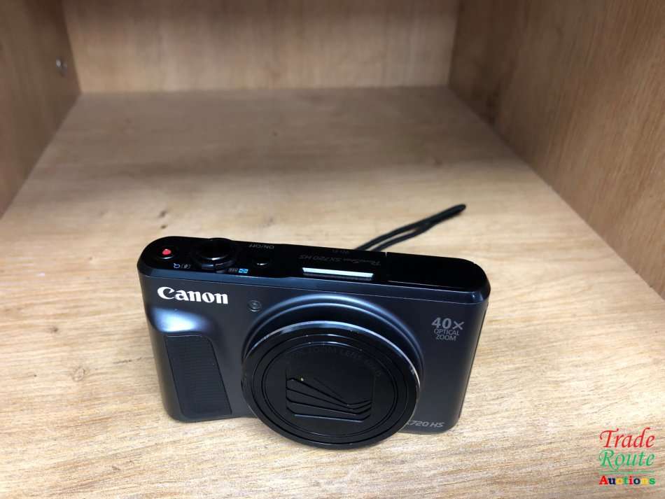 Canon PowerShot SX720 HS Digital Camera (20.3 Megapixel, 40x Optical Zoom)  LCD