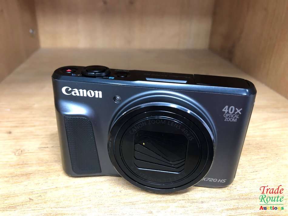 Canon PowerShot SX720 HS Digital Camera (20.3 Megapixel, 40x Optical Zoom)  LCD