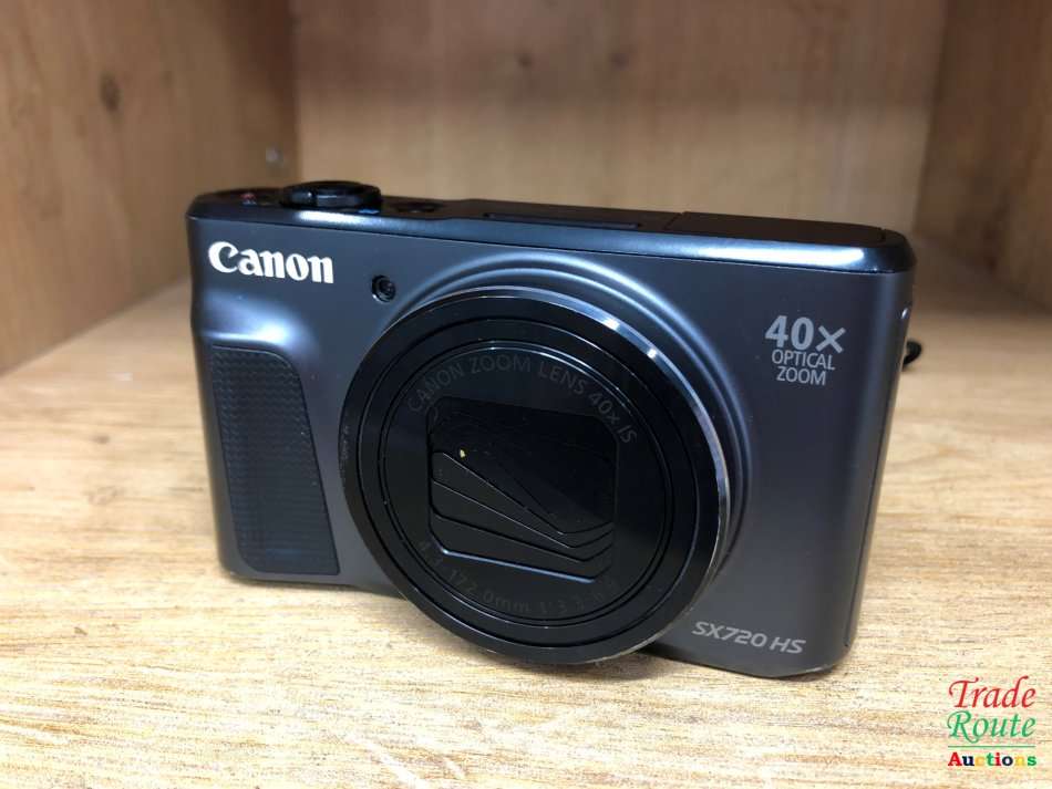 Canon PowerShot SX720 HS Digital Camera (20.3 Megapixel, 40x Optical Zoom)  LCD