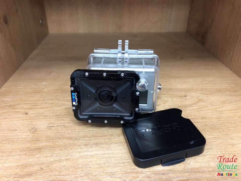 GOPRO HERO 2 with HOUSING and USB cable