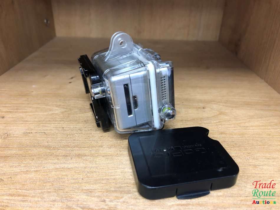GOPRO HERO 2 with HOUSING and USB cable