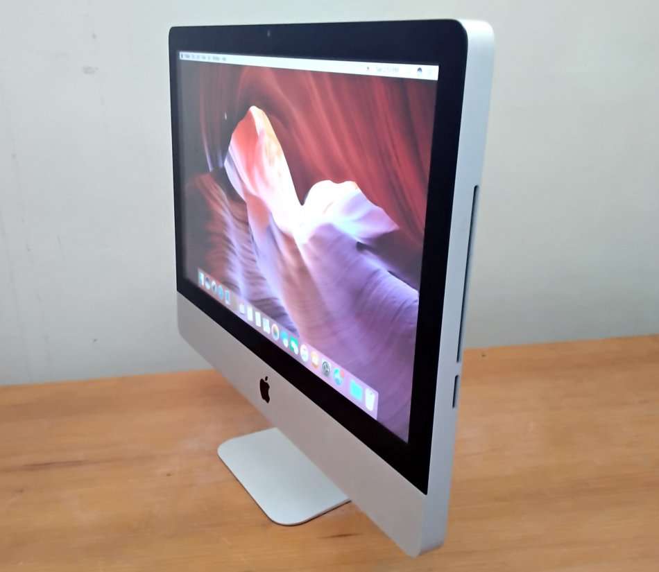 Apple iMAC 21.5 INCH Computer AIO Core i3 3.06Ghz | 12GB RAM | 500GB HDD