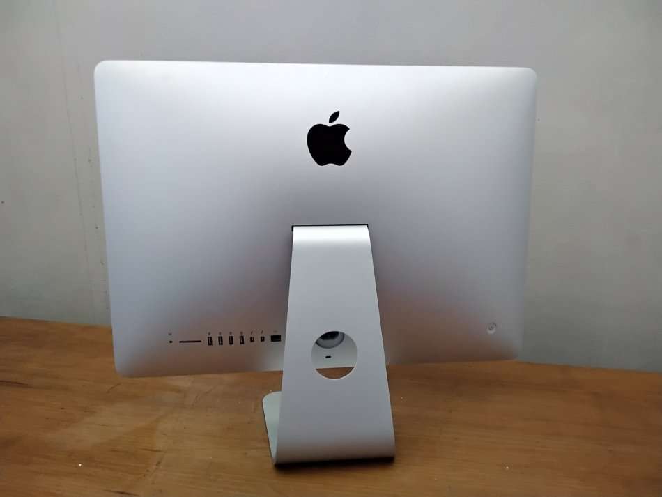 iMAC Apple Stylish | 21.5 INCH |  * ULTRASLIM * Intel Iris Pro Graphics