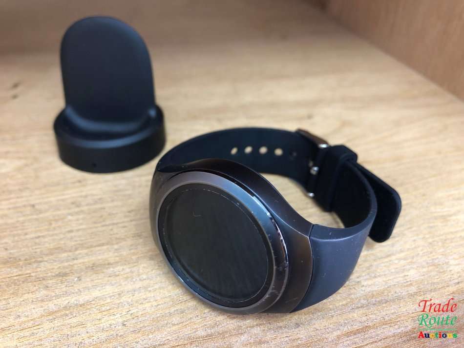 Samsung Gear S2 Dark -  SM-R720 Smart Watch