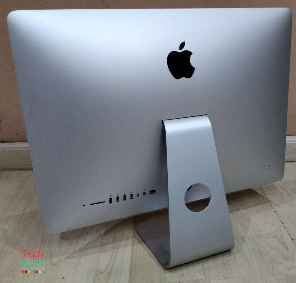 2015 Apple iMAC | 21.5 INCH | Core i5 1.6GHz | 8GB RAM | 1TB HDD  ** ULTRASLIM Cracked Outer Glass