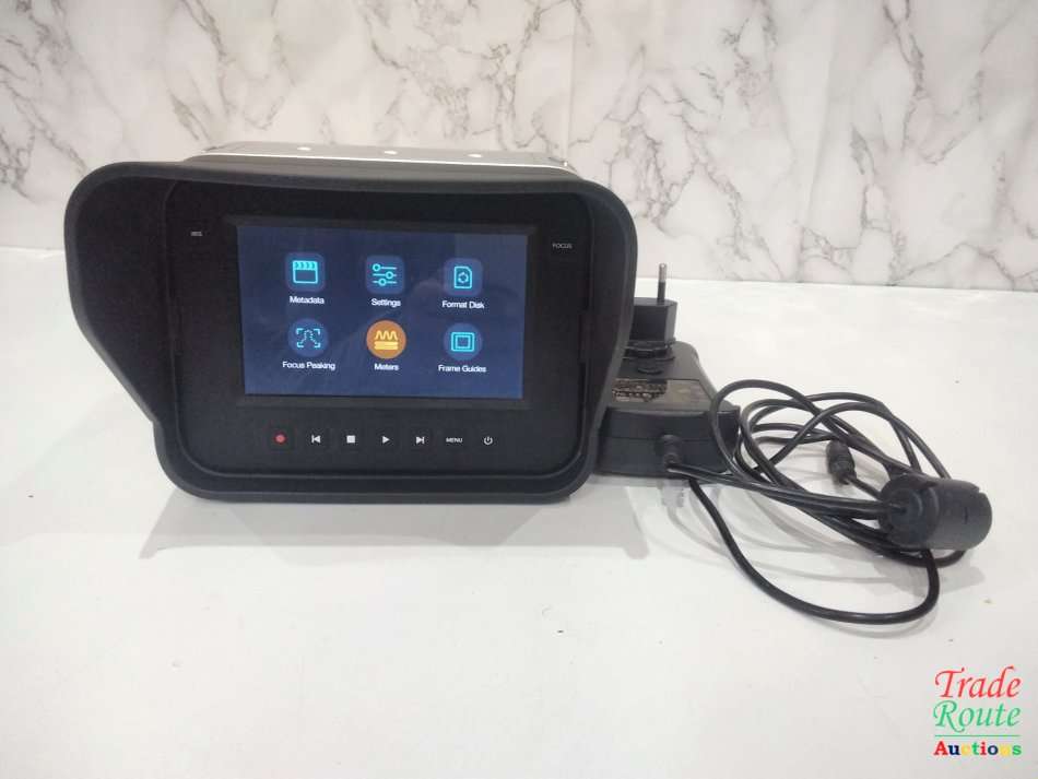 Blackmagic Design Production Camera 4K - EF MOUNT