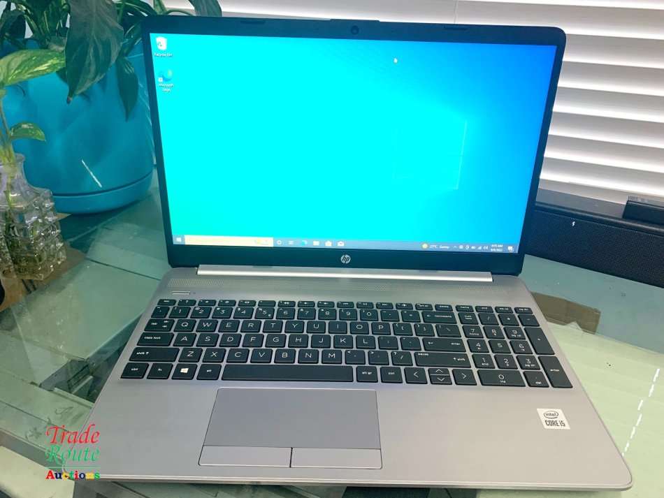 HP 250 G8 Notebook 15.6 Inch | CORE i5 1035G1 10th Gen 1.2GHZ | 4GB RAM | 500GB HDD