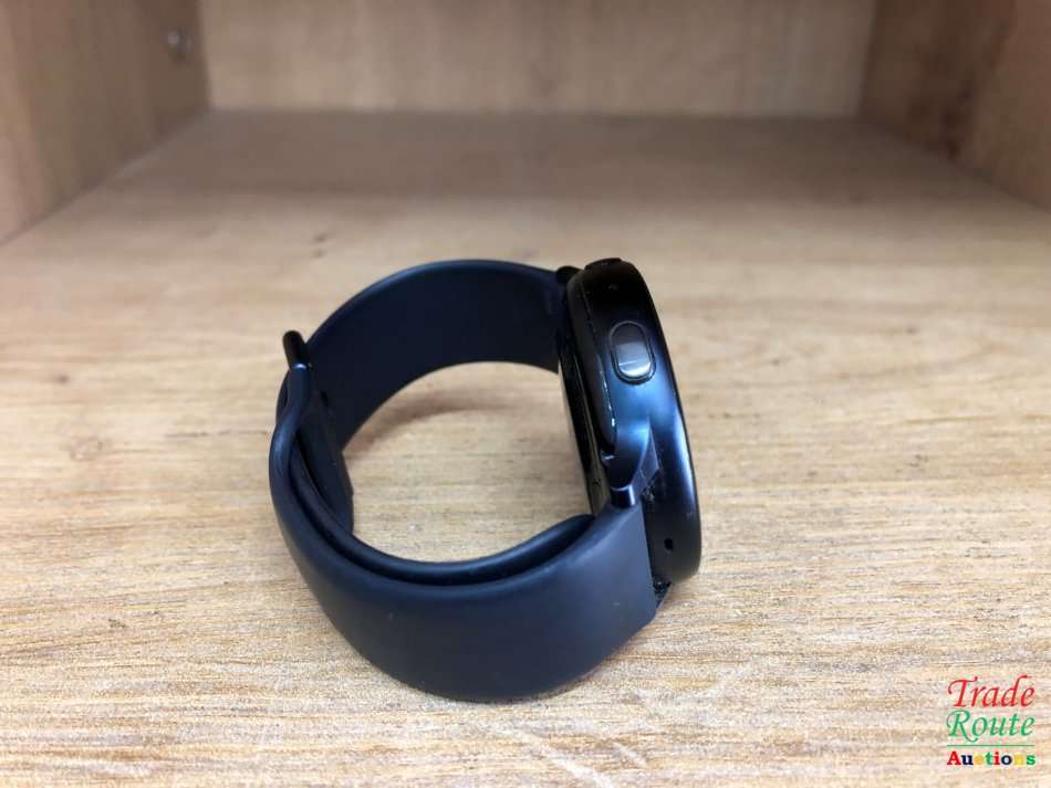 Samsung Galaxy Active 2 SmartWatch SM-R820