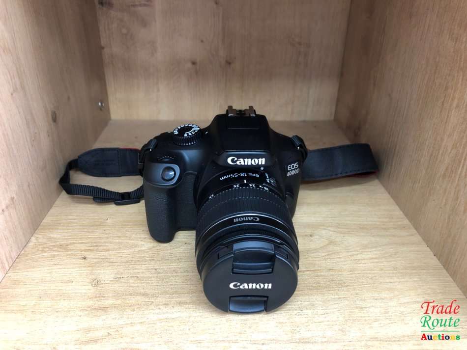 Canon 4000D DSLR Camera and EF-S 18-55 mm f/3.5-5.6 III Lens Kit + 8GB Memory Card ** R 7299 Retail