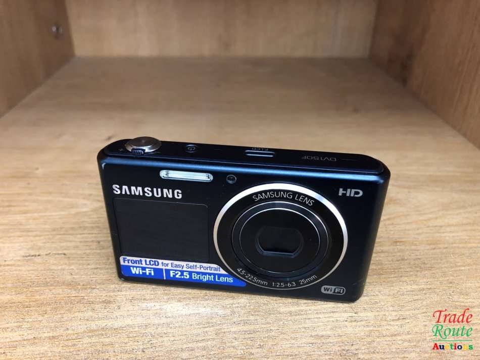Samsung DV150F 16.2MP Smart WiFi Digital Camera with 5x Optical Zoom & 2.7` / 1.48` front LCD