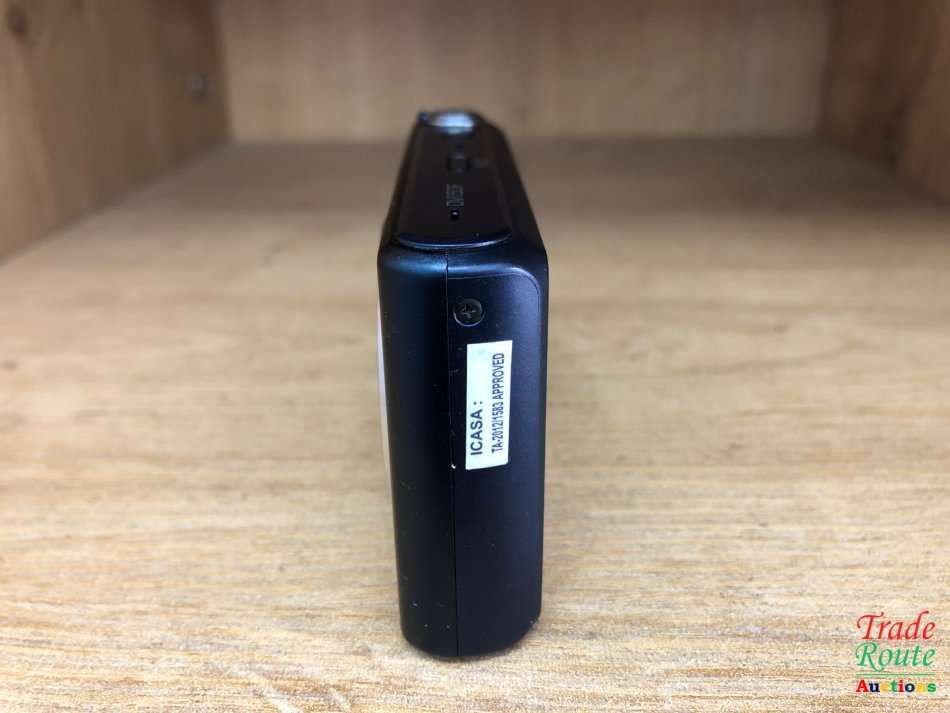 Samsung DV150F 16.2MP Smart WiFi Digital Camera with 5x Optical Zoom & 2.7` / 1.48` front LCD