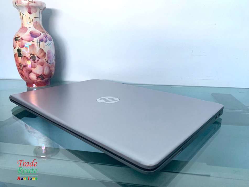 HP 250 G8 15.6 Inch Full HD Notebook | CORE i5 1135G7 11th Gen 2.4GHZ | 8GB RAM | 256GB SSD