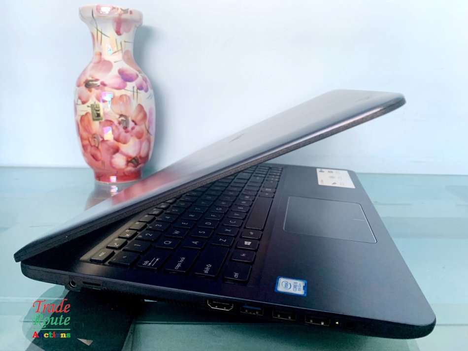 ASUS VIVOBOOK X540UA 15.6 INCH NOTEBOOK | CORE i5 8250U 8th Gen 1.8GHZ | 8GB RAM | 1TB HDD