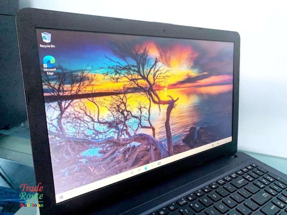 ASUS VIVOBOOK X540UA 15.6 INCH NOTEBOOK | CORE i5 8250U 8th Gen 1.8GHZ | 8GB RAM | 1TB HDD