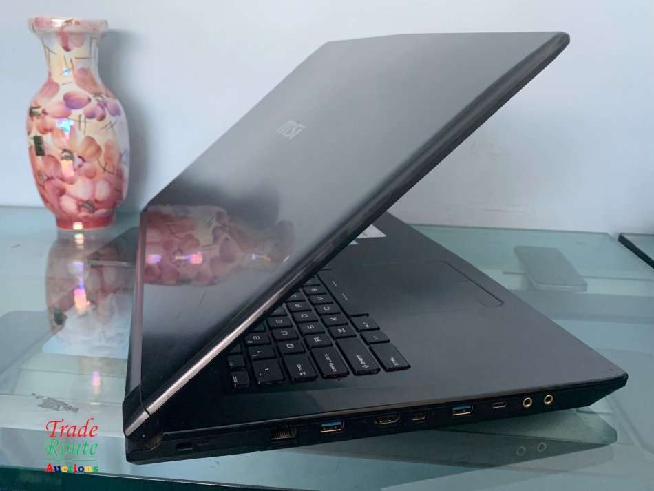 MSI CX72 6QD 17.3 inch i7 Gaming Laptop | Nvidia 940MX Graphics | Monster