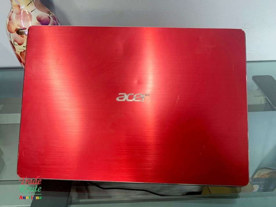 Acer Swift 3 Ultra Thin LAPTOP SF314-56, 14" Full HD 8th Gen Intel Core i3-8145U, 4GB RAM, 256GB SSD