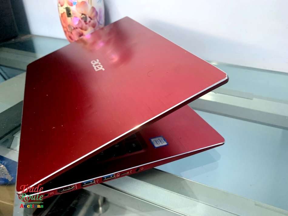 Acer Swift 3 Ultra Thin LAPTOP SF314-56, 14" Full HD 8th Gen Intel Core i3-8145U, 4GB RAM, 256GB SSD