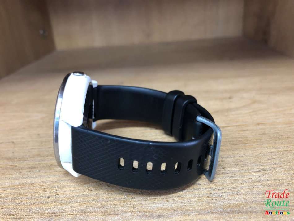 Garmin Vivoactive 3 Smart Watch [ WHITE CASE WITH BLACK STRAP ]