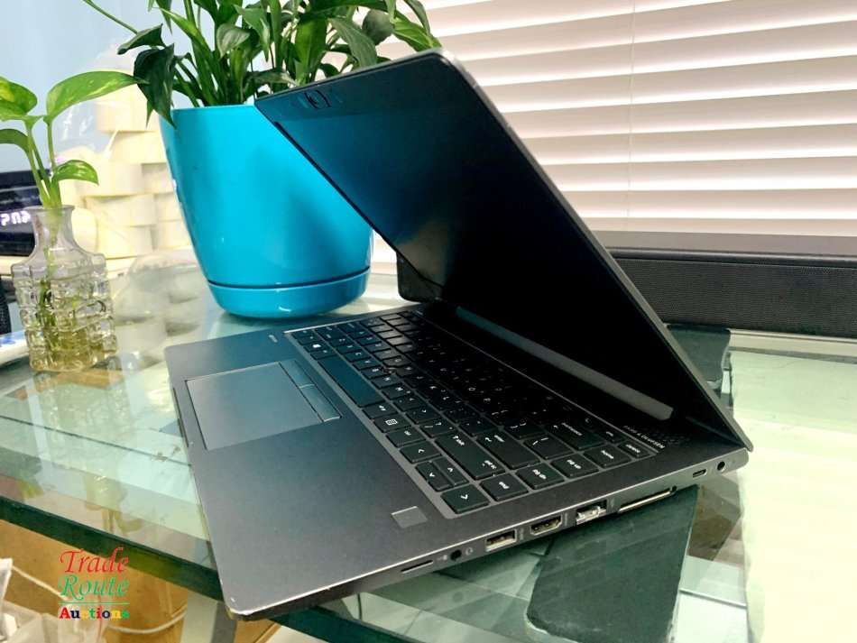 HP ZBook 14u G5 Mobile Workstation Core i7 upto 4.2Ghz * 16GB RAM * 256GB SSD 14-inch LAPTOP Monster