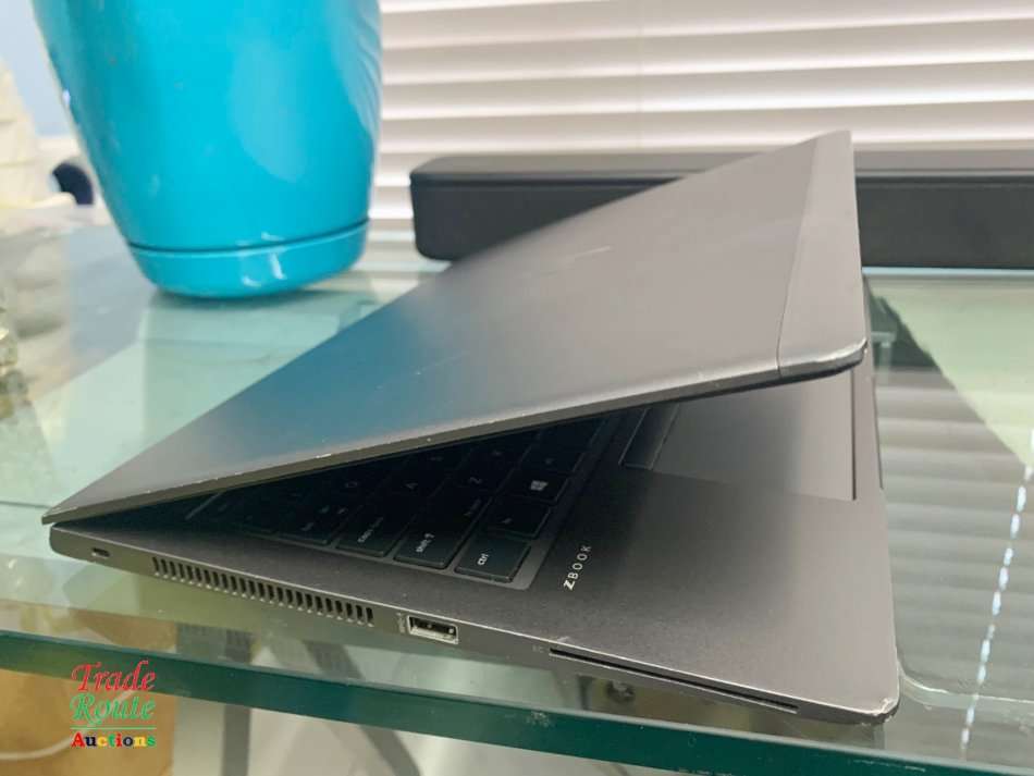 HP ZBook 14u G5 Mobile Workstation Core i7 upto 4.2Ghz * 16GB RAM * 256GB SSD 14-inch LAPTOP Monster