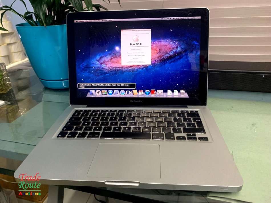 MacBook Pro 13.3-inch | Core i5  - Apple Laptop