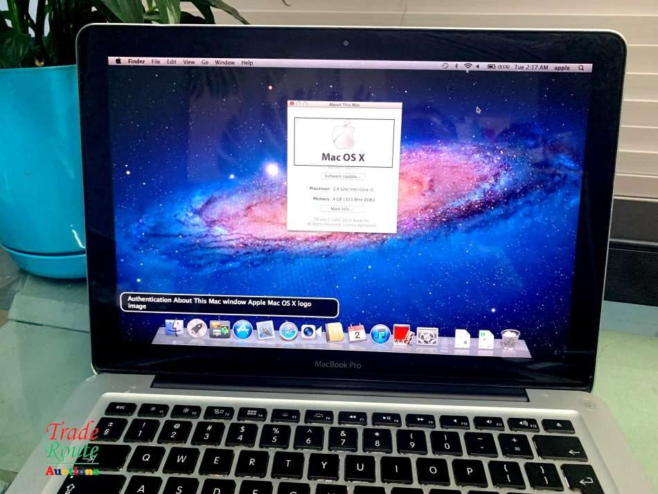 MacBook Pro 13.3-inch | Core i5  - Apple Laptop