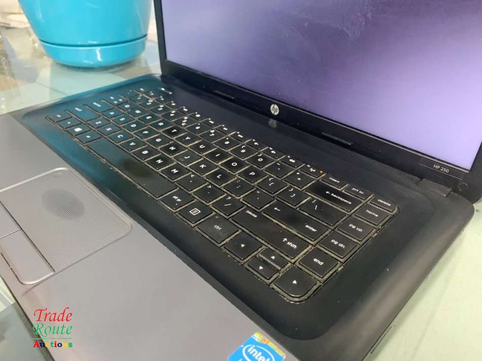 HP 250 G1 Notebook 15.6 Inch | Intel Celeron 1000M 1.8GHz - 2GB RAM - 80GB HDD