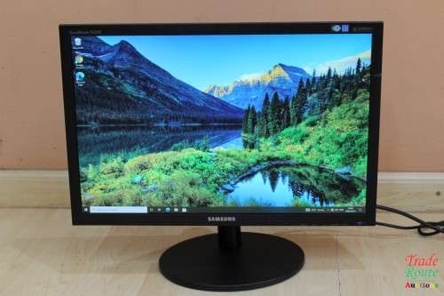 Samsung B2240 22 inch widescreen LCD Monitor