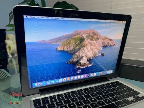 MacBook Pro 13.3-inch | Core i5 2.5GHz | 8GB RAM | 500GB HDD | Apple Laptop [CRACKED OUTER GLASS]