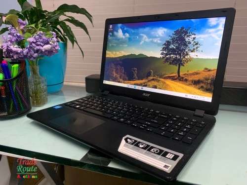 Acer Aspire ES 15 (MODEL ES1-512) 15.6inch Laptop