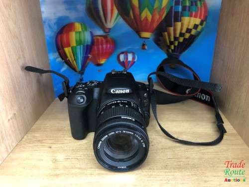 Canon EOS 200D DSLR Camera - 24.2MP - DIGIC 7 - with Canon 18-55 IS STM Lens kit