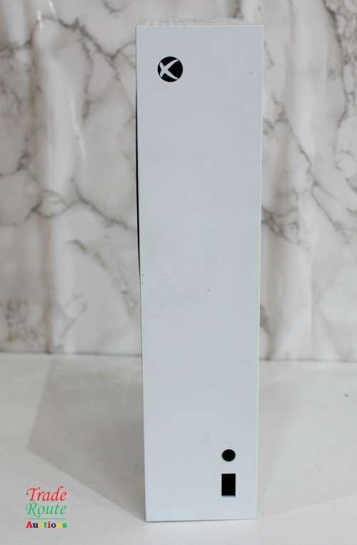 Microsoft - Xbox Series S 512GB SSD Console + 1 Controller