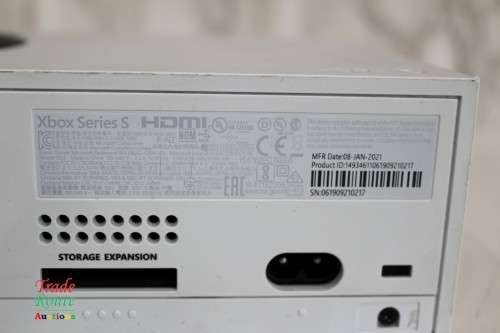 Microsoft - Xbox Series S 512GB SSD Console + 1 Controller