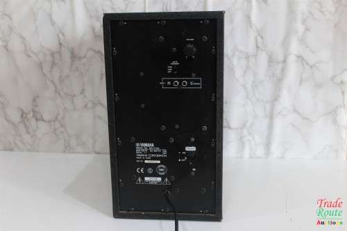 YAMAHA Speakers x 6 + Sub Woofer