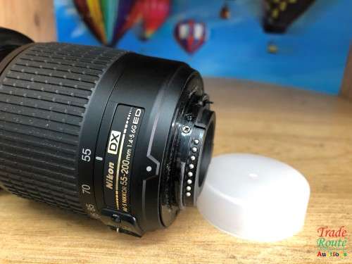 Nikon 55-200mm DX Lens for NIKON DSLR Cameras