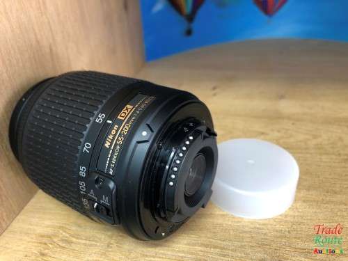 Nikon 55-200mm DX Lens for NIKON DSLR Cameras