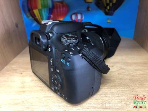 Canon 2000D DSLR Lens Kit  with Canon 18-55 Lens