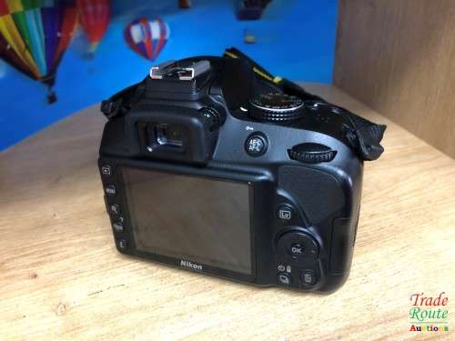 Nikon D3400 24.2 MP CMOS Digital SLR Camera body + Nikon AF-P 18-55 VR Lens Kit