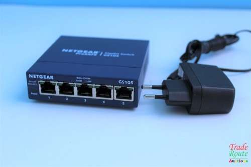 NETGEAR 5 Port Gigabit Network Switch GS105 | Ethernet Switch | Ethernet Splitter | Plug-and-Play