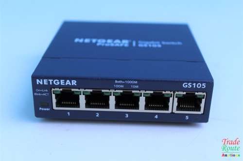 NETGEAR 5 Port Gigabit Network Switch GS105 | Ethernet Switch | Ethernet Splitter | Plug-and-Play