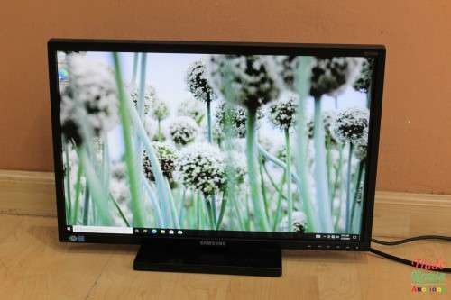 Samsung S22E450BW 22-Inch LED Monitor - DVI & VGA -  1680 x 1050 [  VGA & DVI PORTS ]
