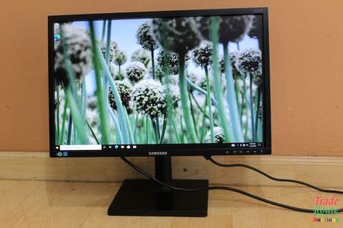 Samsung S22E450BW 22-Inch LED Monitor - DVI & VGA -  1680 x 1050 [  VGA & DVI PORTS ]
