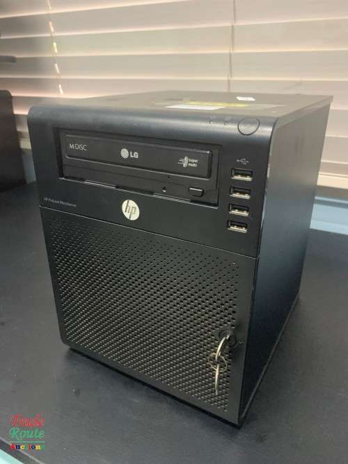 Hp ProLiant MicroServer | 4 Bays for HDD | AMD Turion II Neo N54L