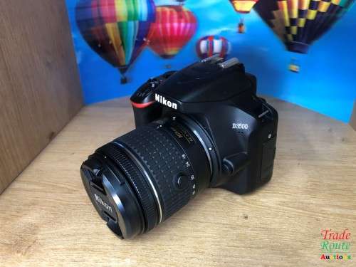 NIKON D3500 DSLR Camera Kit with Nikon 18-55  Lens *** BARGAINS ***