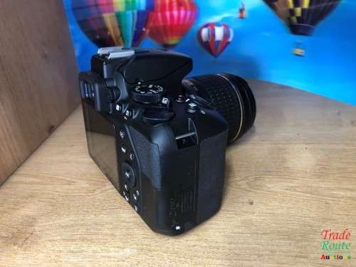 NIKON D3500 DSLR Camera Kit with Nikon 18-55  Lens *** BARGAINS ***