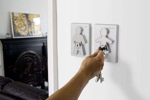 HIS AND HERS DESIGNER KEYHOLDER - Only R 30 Courier Fee Major centres