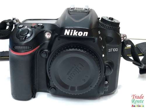Nikon D7100 DSLR Camera (Body Only) 24.1 Megapixels - 51 Point AF Sensor