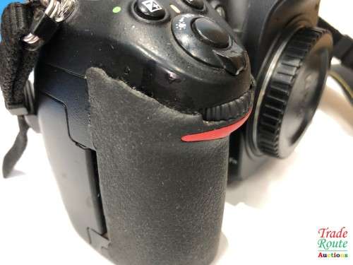 NIKON D300 DSLR CAMERA  (BODY ONLY) PROFESSIONAL CAMERA BODY [PLEASE READ]
