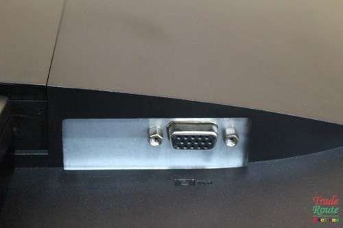 DELL E1916HV 18.5` LED Monitor VGA Only - DAMAGED LCD - Salvage Stock